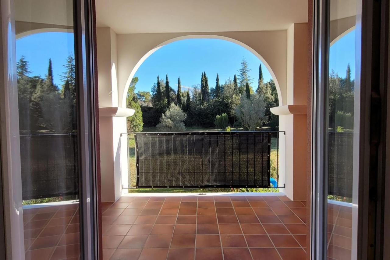 Spacious Bright And Quiet Nest With Terrace Αιξ-αν-Προβάνς Εξωτερικό φωτογραφία